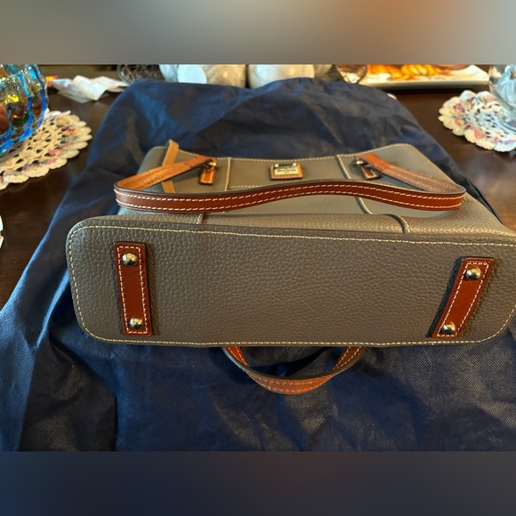 Dooney and Bourke Pebble Grain Small Lexington - Picture 3 of 6